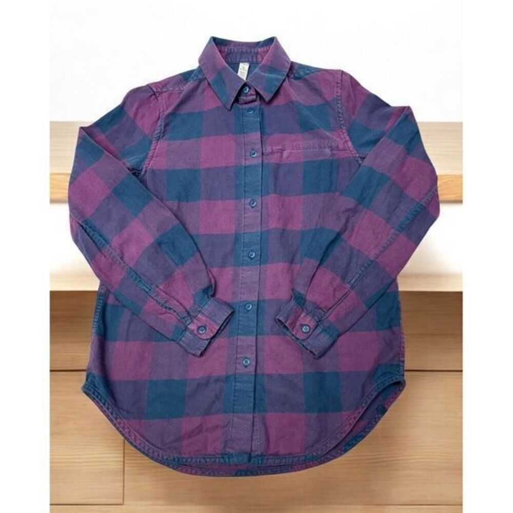 Lululemon Shirt Womens 2 Navy Purple Plaid Flannel Button Up Long Sleeve Fullday